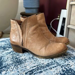 LUCKY BRAND ankle boots